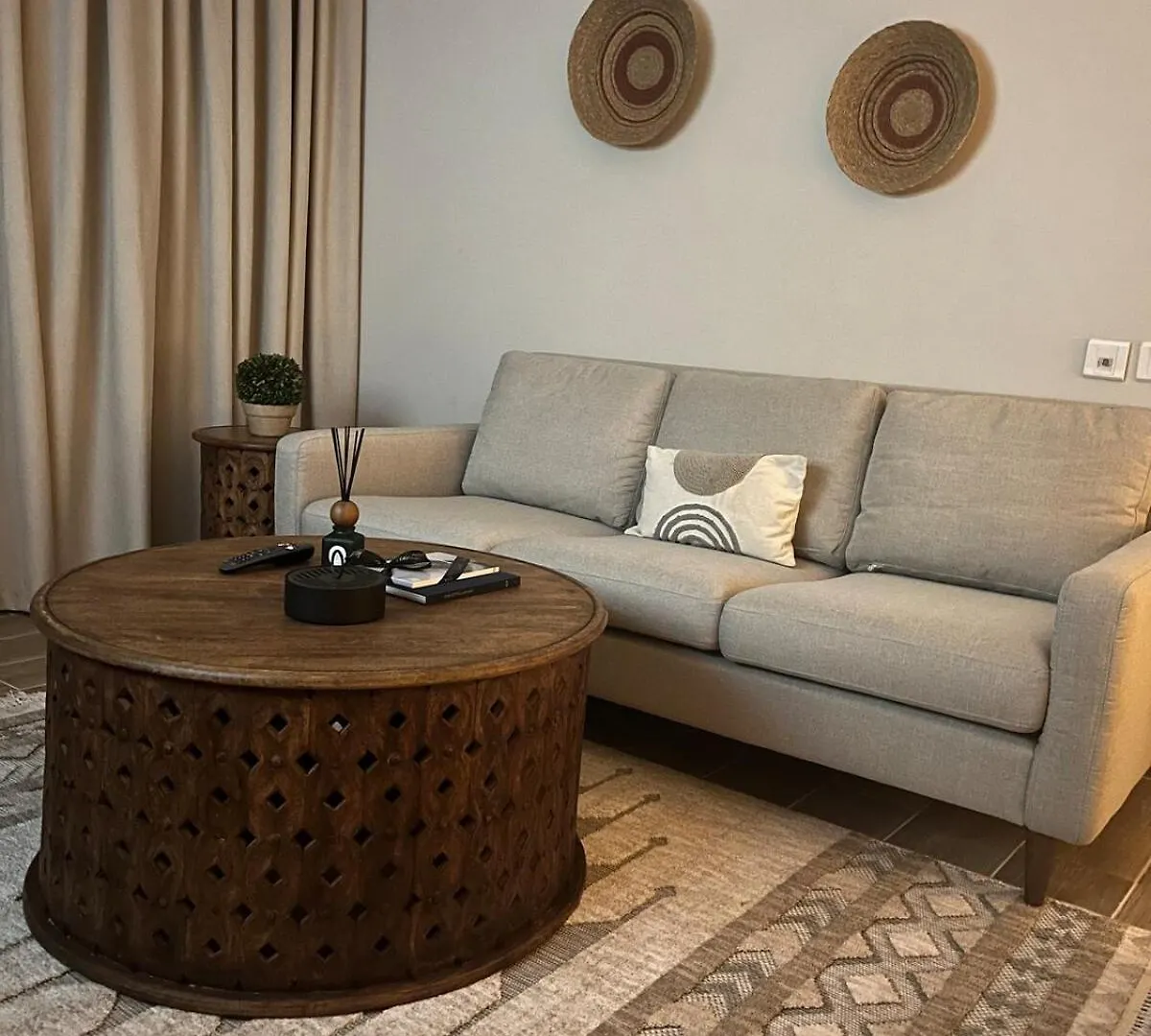 Apartment Studio With A Private Entrance That Can And Smells 1Q Riyadh